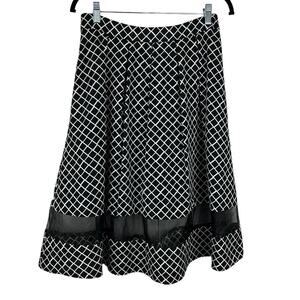 The Limited Lattice Full Circle Skirt Sheer Net Detail Near Hem Size 6 EUC